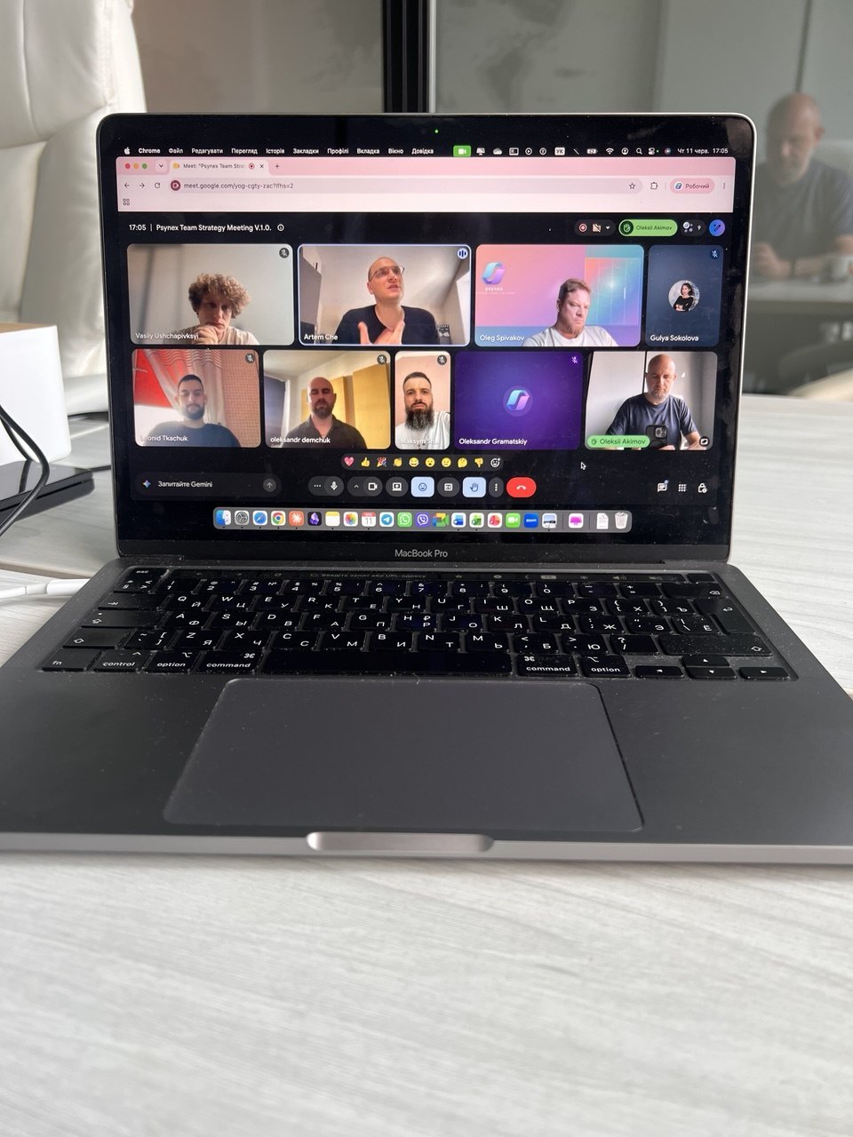 Laptop showing a Psynex team strategy call